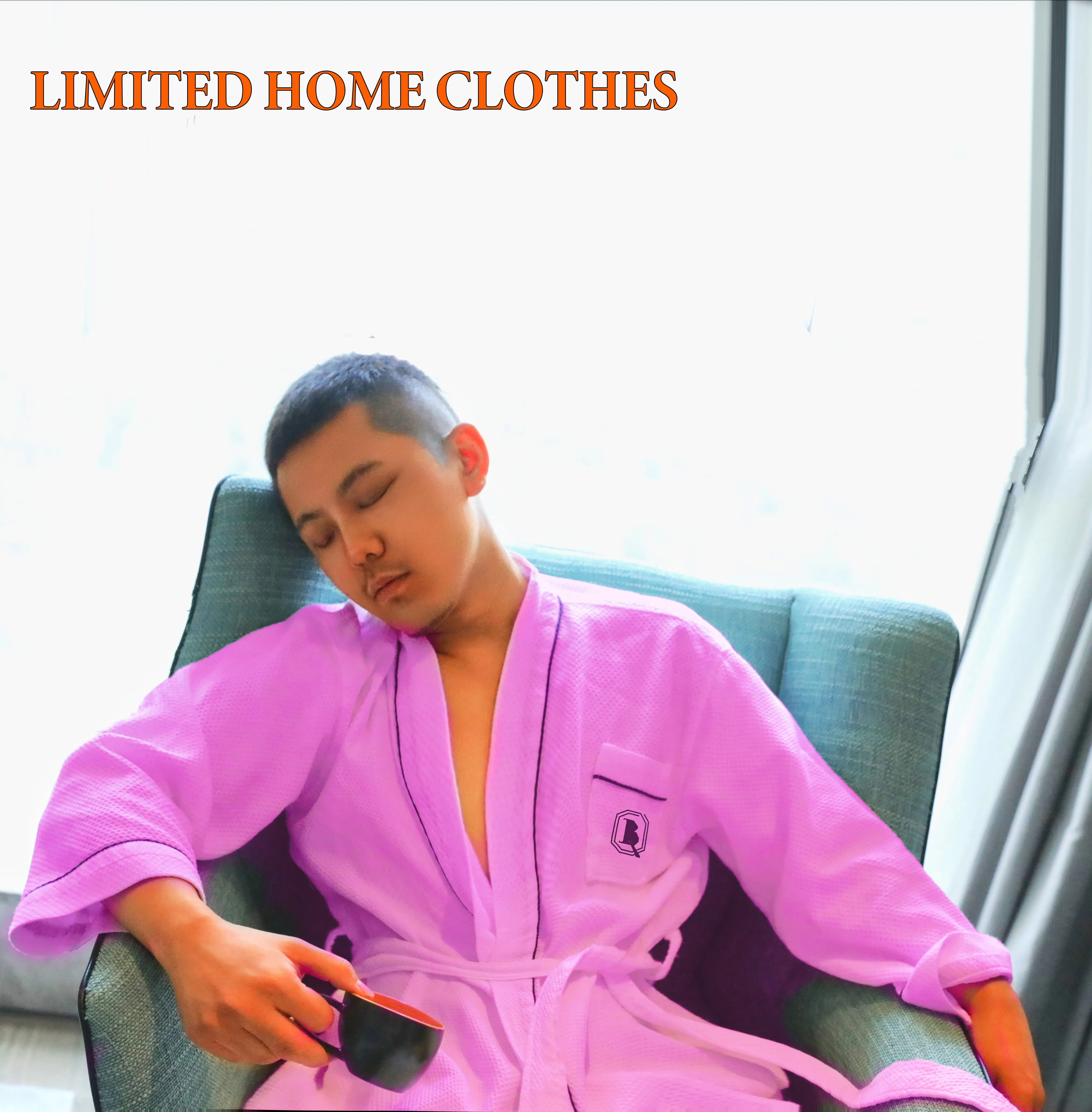 Men's eye-absorbing bathrobe