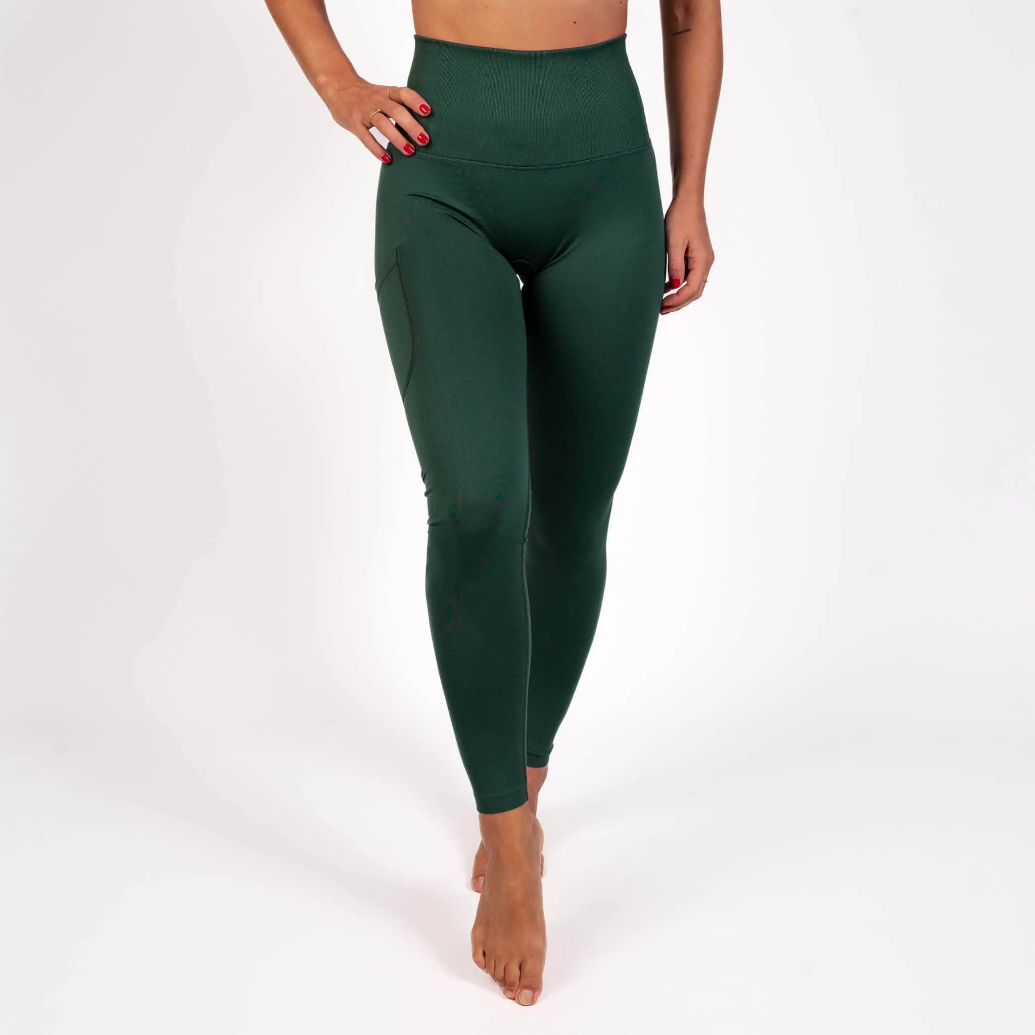 Pine Pocket Scrunch Seamless