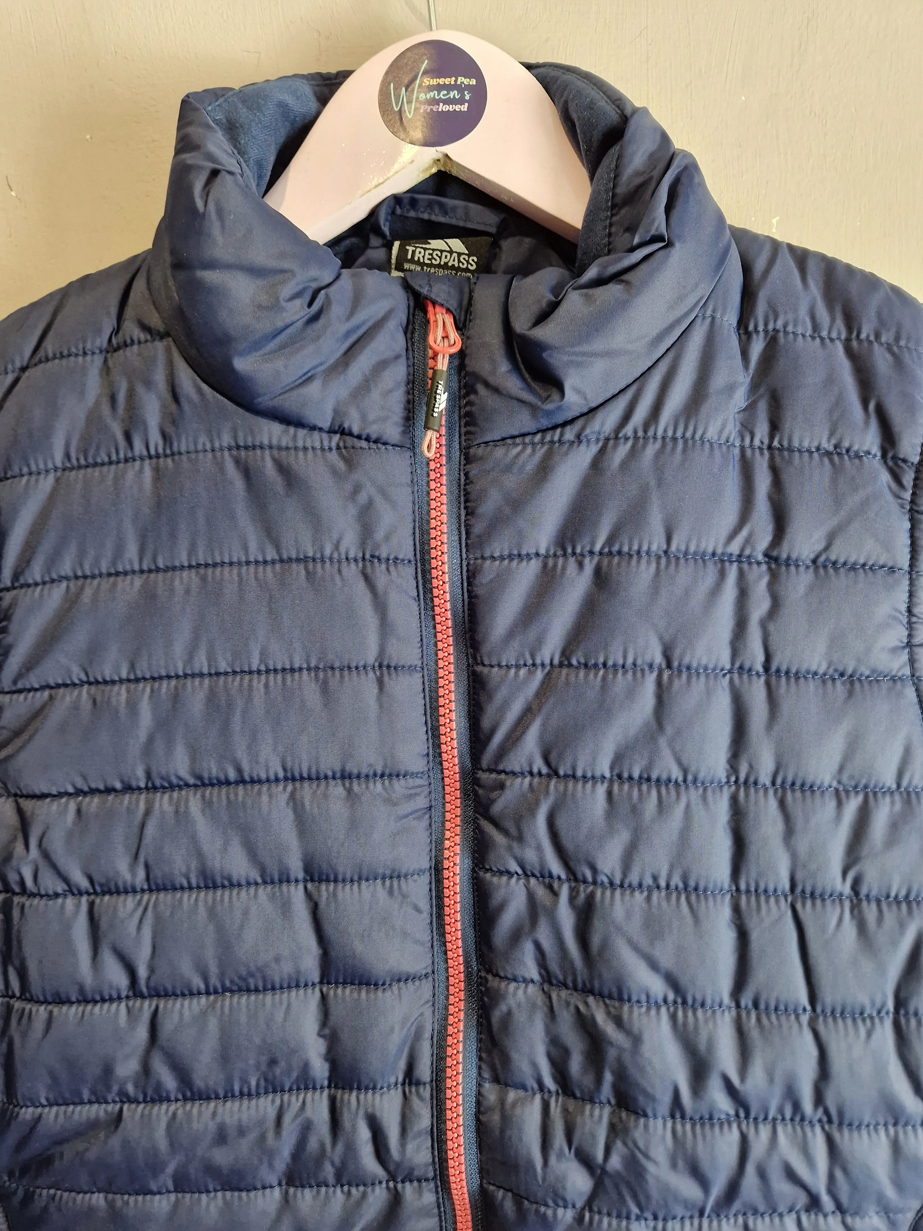 Trespass navy quilted gilet - size 12-14